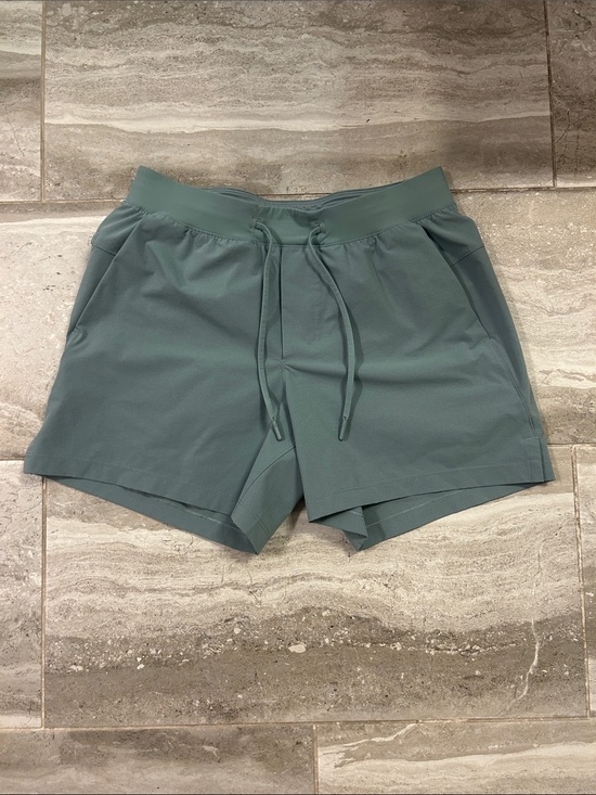 lululemon athletica Other - lululemon athletica Men's Zeroed In Shorts - Light Green
